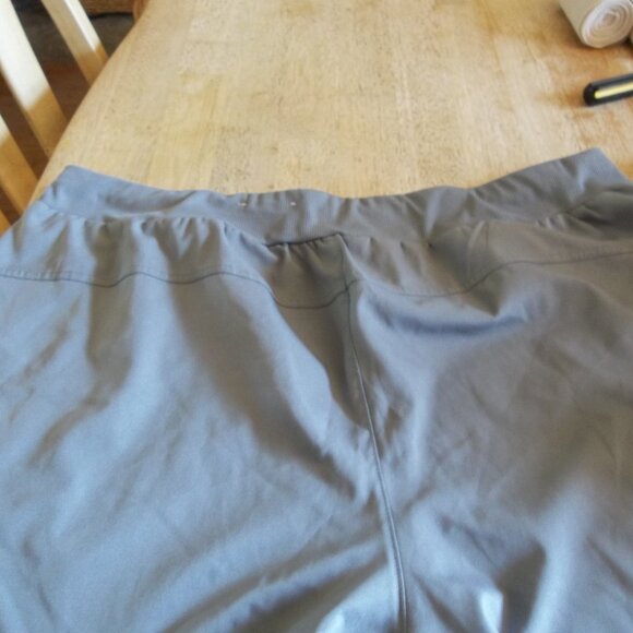 St Johns Bay Capri pants, size XL, very good condition, great buy! 2 for 1! - Picture 4 of 5